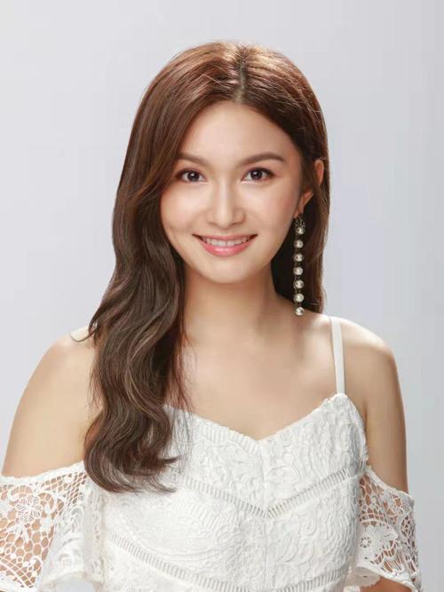 中葡混血美女